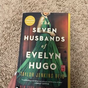 The Seven Husbands of Evelyn Hugo Book